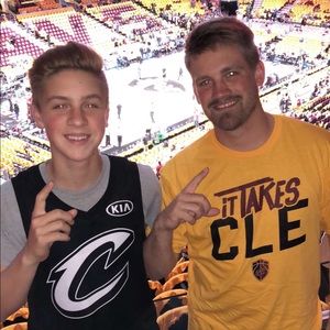 Meet your Posher, Holden